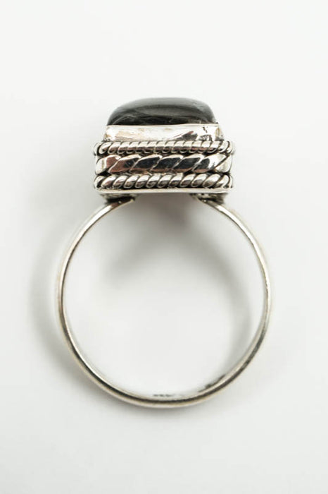 Silver ring Labradorite rectangular