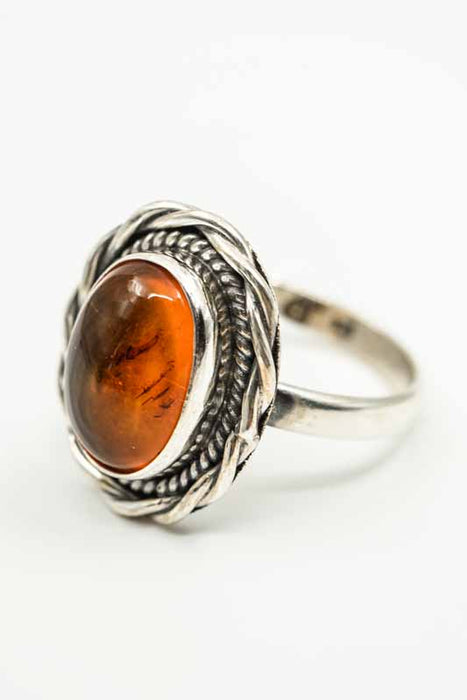 Silver ring Amber oval multi-twisted setting