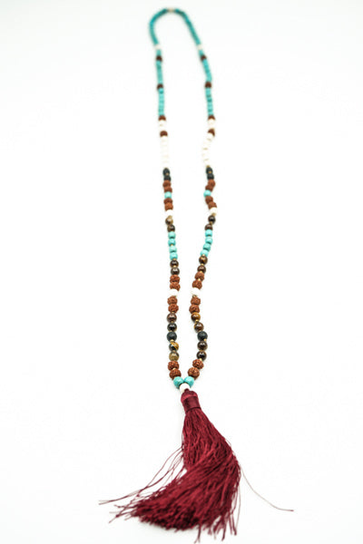 Collier Rudraksha/Turquoise/Howlite/Œil de Tigre/Pierre de Lave avec pompon bordeaux