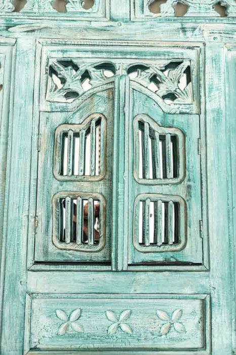 Mirror as window frame, green wash, 70x60cm