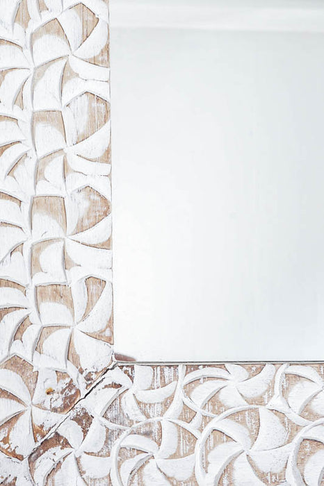 Mirror white wash 45x54 cm