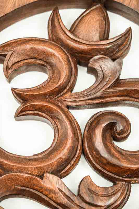 Round wall decoration made of Suar wood, 20cm