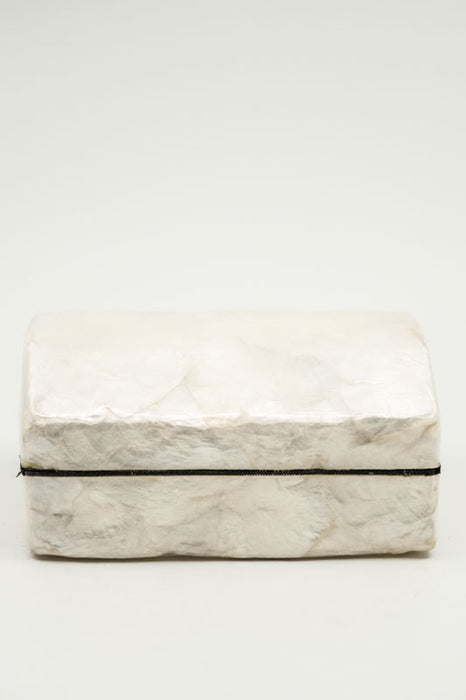 Jewelry box decorated with shells, medium size 10x7x5cm