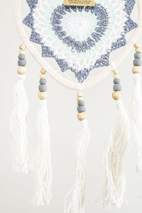 Dreamcatcher heart light blue/white/grey 16cm
