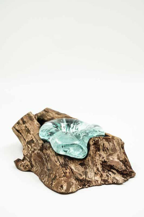 Decorative glass tealight holder, 10cm, on wood