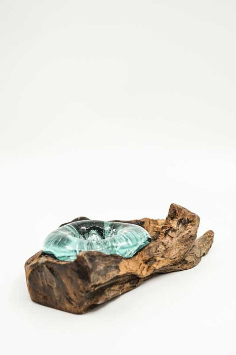 Decorative glass tealight holder, 10cm, on wood