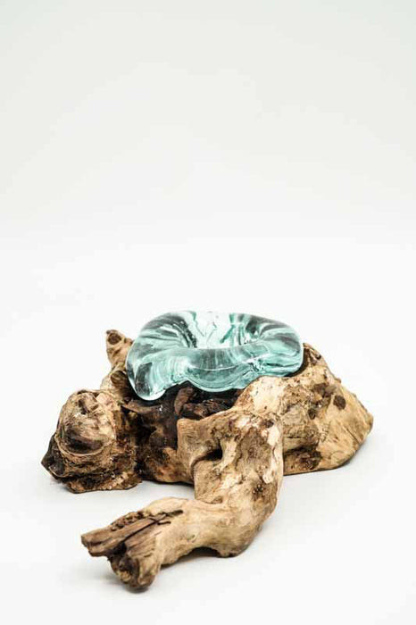 Decorative glass tealight holder, 10cm, on wood