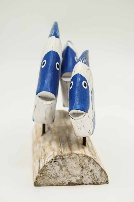 Decorative stand with 3 fish, painted blue/white