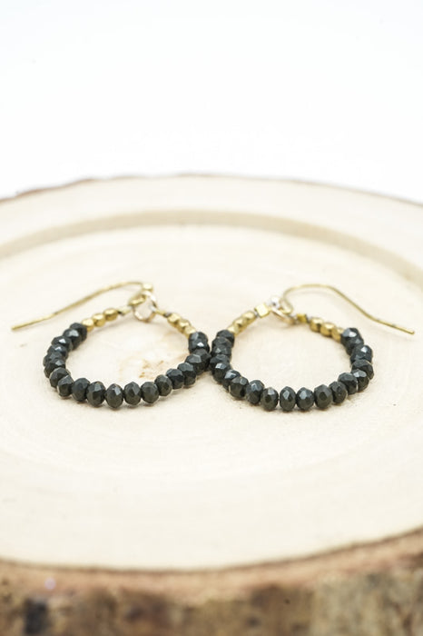 Earrings Hoop Glass Beads Black