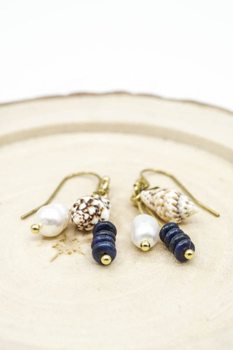 Earrings Glass Beads Dark Blue / Small Shell / Mother of Pearl