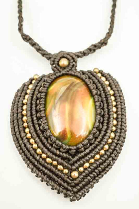 Collier macramé avec pendentif agate