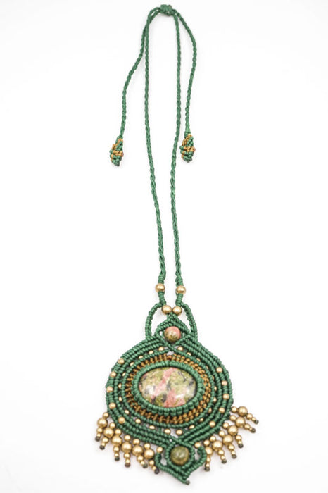 Macrame necklace green with Unakite pendant