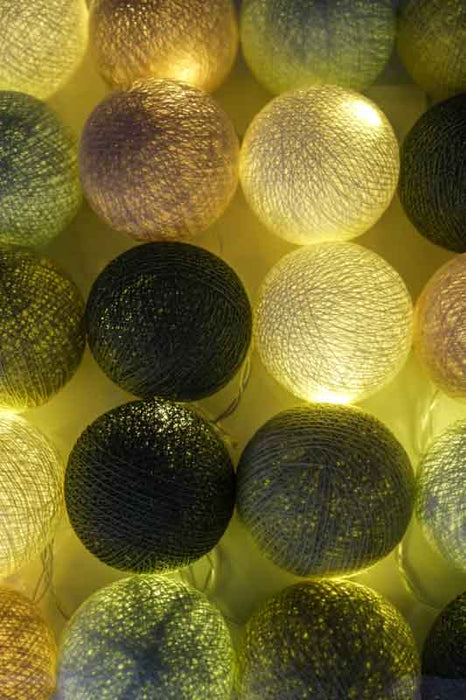 Lichterkette Cotton Balls USB grün/olive/weiss