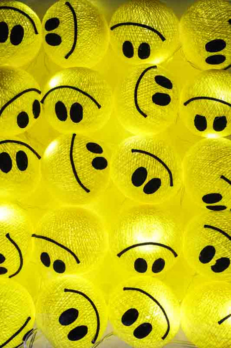 Lichterkette Cotton Balls USB Smiley