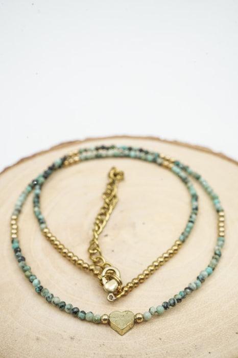 Kette 2mm afrikanischer Türkis mit Herz
