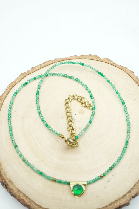 Kette 2mm grüne Jade mit 5mm Anhäger grüne Jade