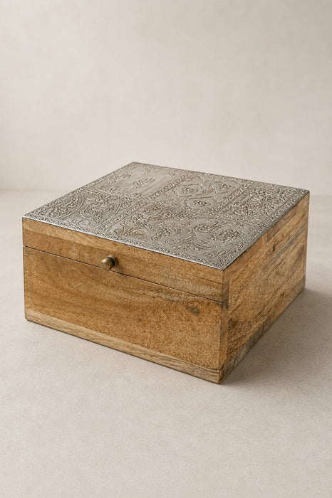 Dekobox Mangoholz klein gravierte Beschichtung 20x20x10cm