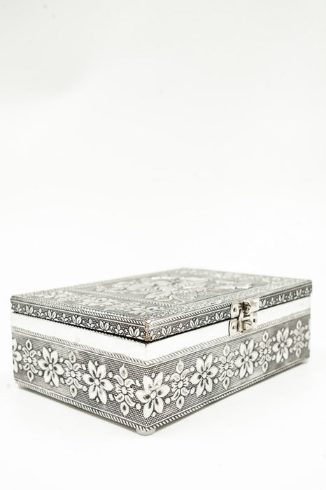 Decorative Box Floral Design 3D Silver - Lined with Black Velvet 17.5x12.5x6cm