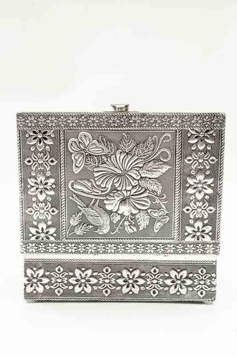 Decorative Box Floral Design 3D Silver - Lined with Black Velvet 17.5x12.5x6cm