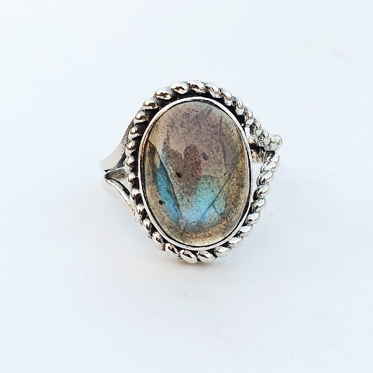 Ring Messing versilbert gedrehte Fassung mit Labradorit