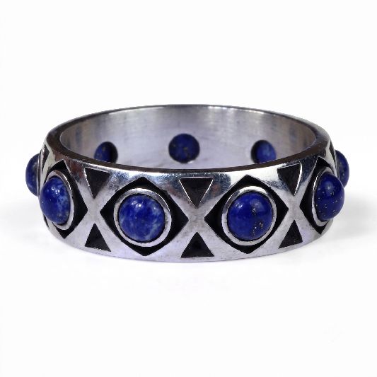 Bague en laiton plaqué argent avec 9 pierres de lapis-lazuli