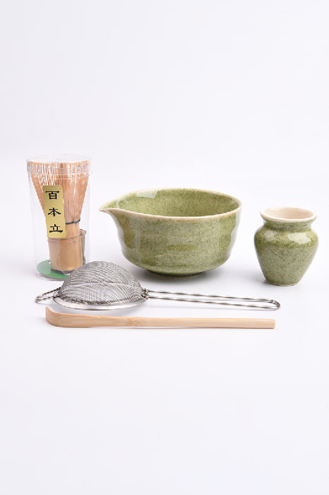 Keramik Matcha Tee Set 5-teilig olive mit Bambus Rührbesen 23x17.5x11cm