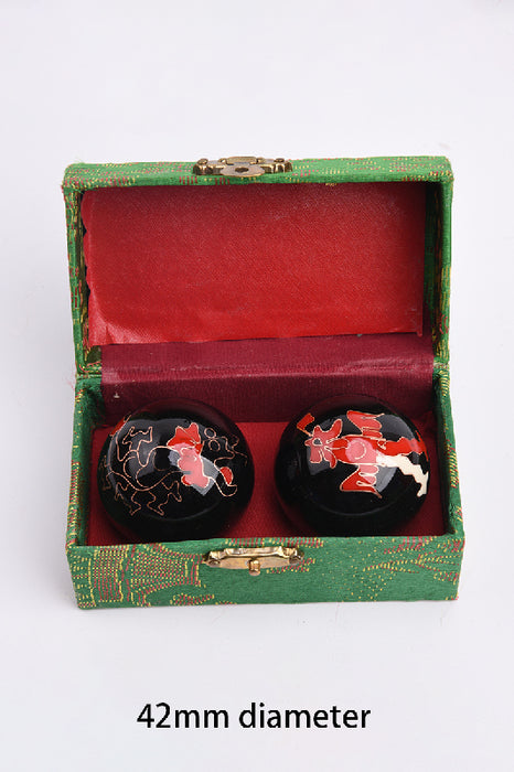 Qi-Gongkugeln emailliert schwarz Drache rot in grüner Box 42mm