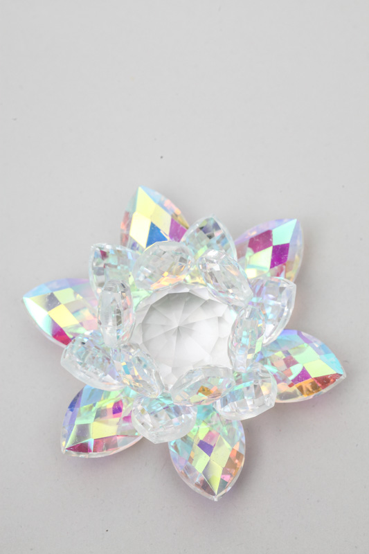 Deko Lotusblüte Kristallglas 8.5 cm prismafarben